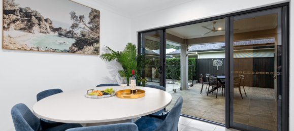 4 bedrooms House in Redlynch, Australia No. 59 10