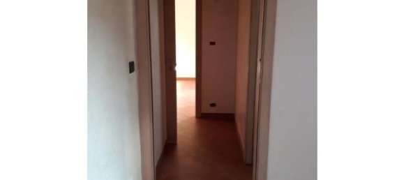 3 rooms Apartment in Brindisi, Italy No. 252670 3