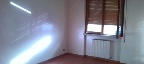 3 rooms Apartment in Brindisi, Italy No. 252670 2