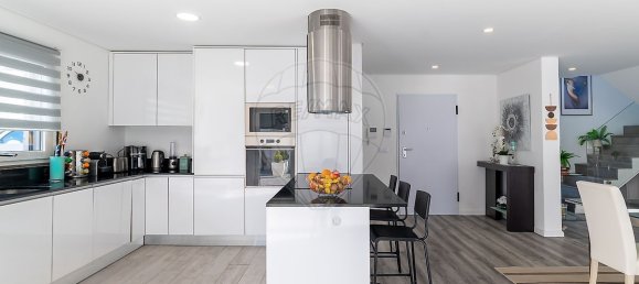 3 bedrooms Villa in Almada, Portugal No. 176951 15