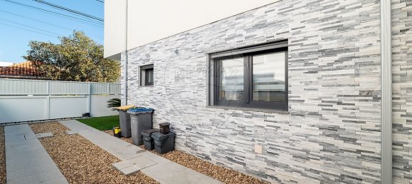 3 bedrooms Villa in Almada, Portugal No. 176951 4