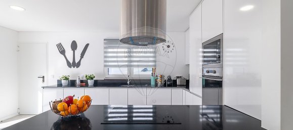 3 bedrooms Villa in Almada, Portugal No. 176951 14