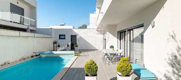3 bedrooms Villa in Almada, Portugal No. 176951 25