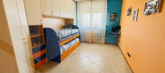 3غرفة شقة في Valenzano, Italy رقم 21632 24