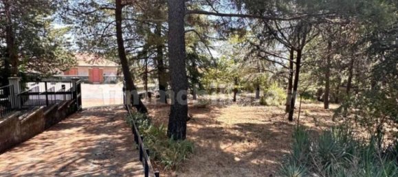 5-Zimmer Villa in Pedara, Italy, Nr. 277176 3