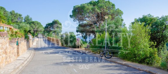 704m² Land in Tossa de Mar, Spain No. 11288 5
