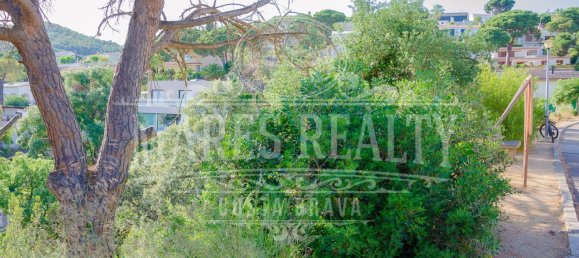 704m² Land in Tossa de Mar, Spain No. 11288 9
