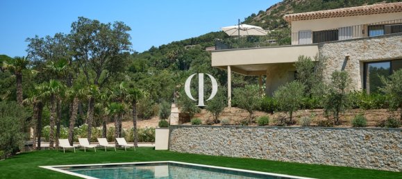 5 غرف نوم فيلا في Grimaud, France رقم 298065 3