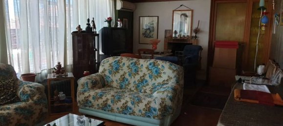 5-salle Appartement à Foggia, Italy No. 81707 11