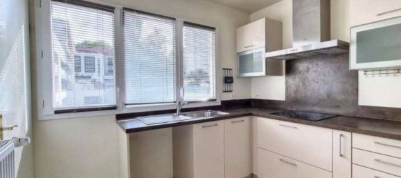 2 bedrooms Apartment in Sucy-en-Brie, France No. 327007 2