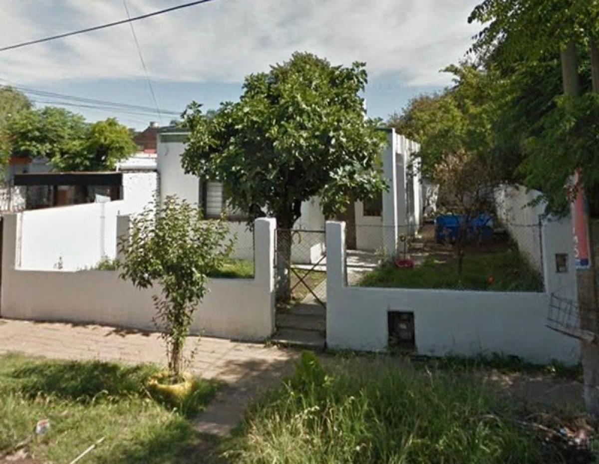 2 bedrooms House in Moreno, Argentina No. 92931