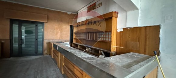 330m² Commercial property in Boltiere, Italy No. 359072 12