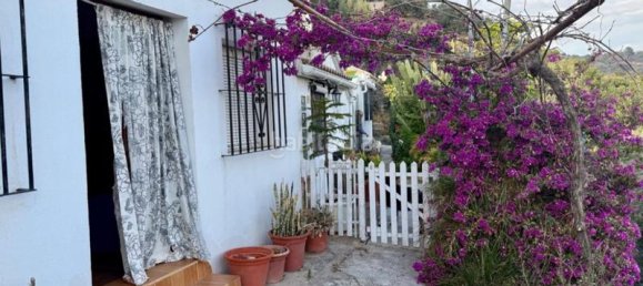 4 bedrooms House in Comares, Spain No. 144251 3