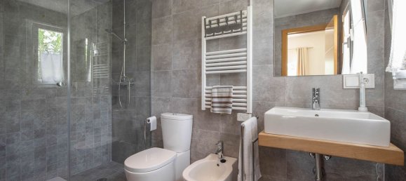 5 bedrooms House in Marbella, Spain No. 102791 10