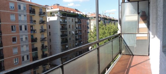 2 bedrooms Apartment in Milan, Italy No. 364946 15