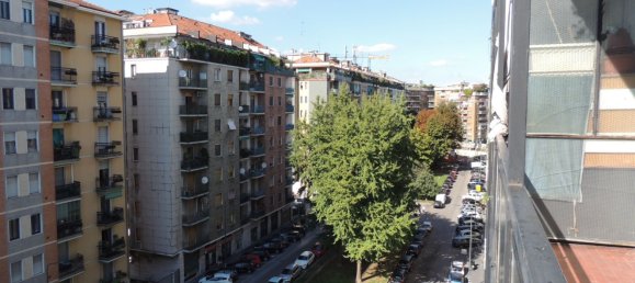 2 bedrooms Apartment in Milan, Italy No. 364946 16