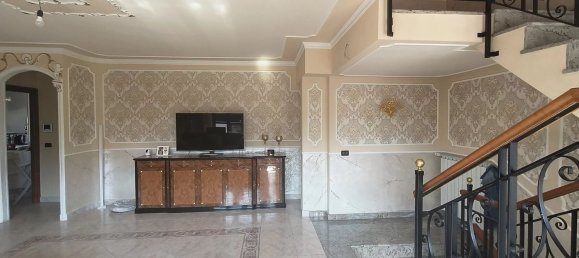 Вилла с 5 спальнями в Кунео, Италия № 328507 9