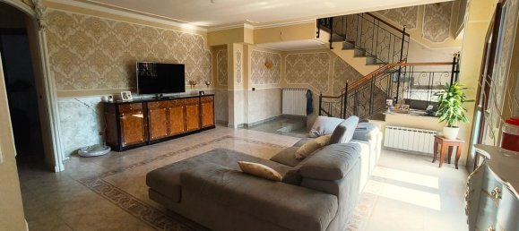 Вилла с 5 спальнями в Кунео, Италия № 328507 23