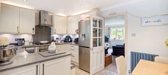 2 bedrooms House in Redhill, United Kingdom No. 1073 25