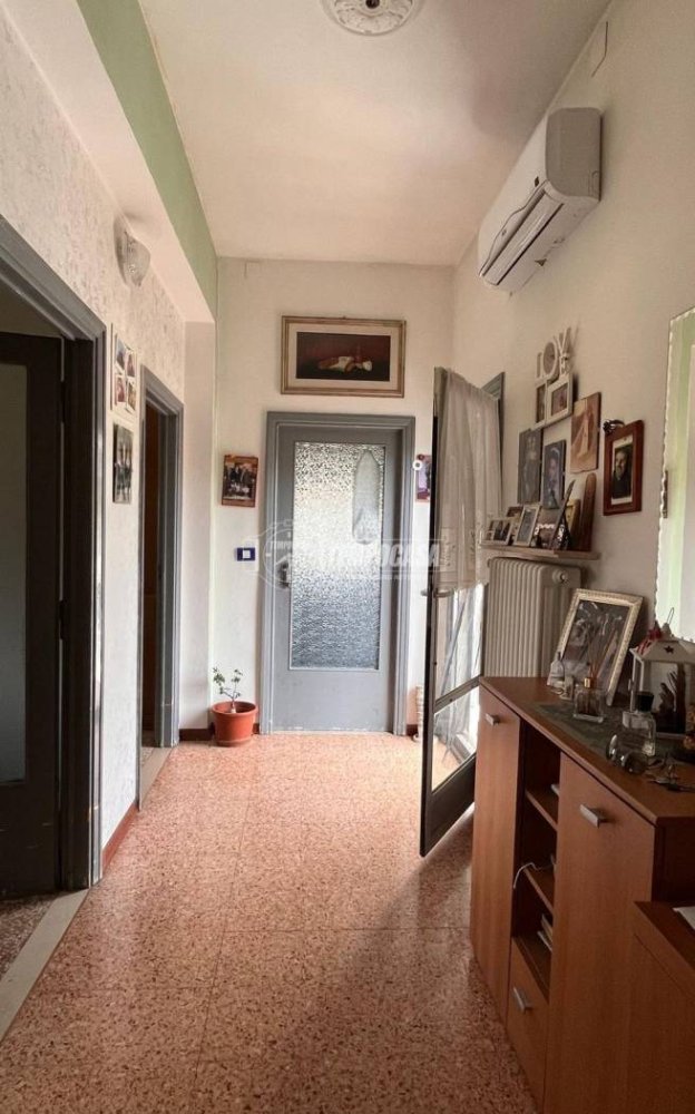 Apartamento T1 em Fornovo di Taro, Italy N.º 265553