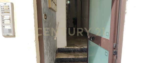 2 bedrooms Apartment in Catania, Italy No. 291824 6