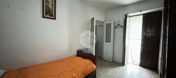 Дом с 4 спальнями в Рубьяна, Италия № 106020 13