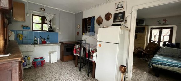 Дом с 4 спальнями в Рубьяна, Италия № 106020 8