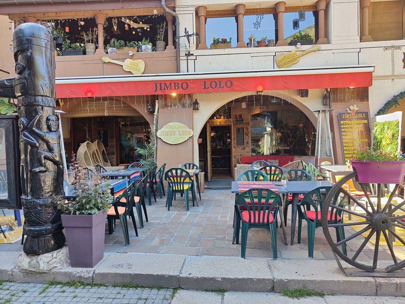  Commercial property in Savoie, France No. 208335