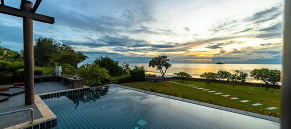 4 bedrooms Cafe / restaurant in Hua Hin, Thailand No. 7014 15