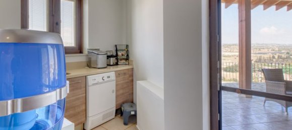 3 bedrooms Villa in Alaminos, Cyprus No. 14516 27