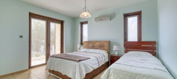 3 bedrooms Villa in Alaminos, Cyprus No. 14516 20