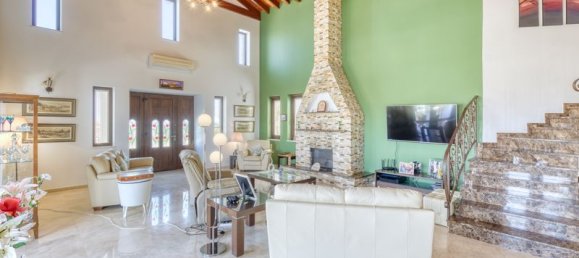 3 bedrooms Villa in Alaminos, Cyprus No. 14516 13