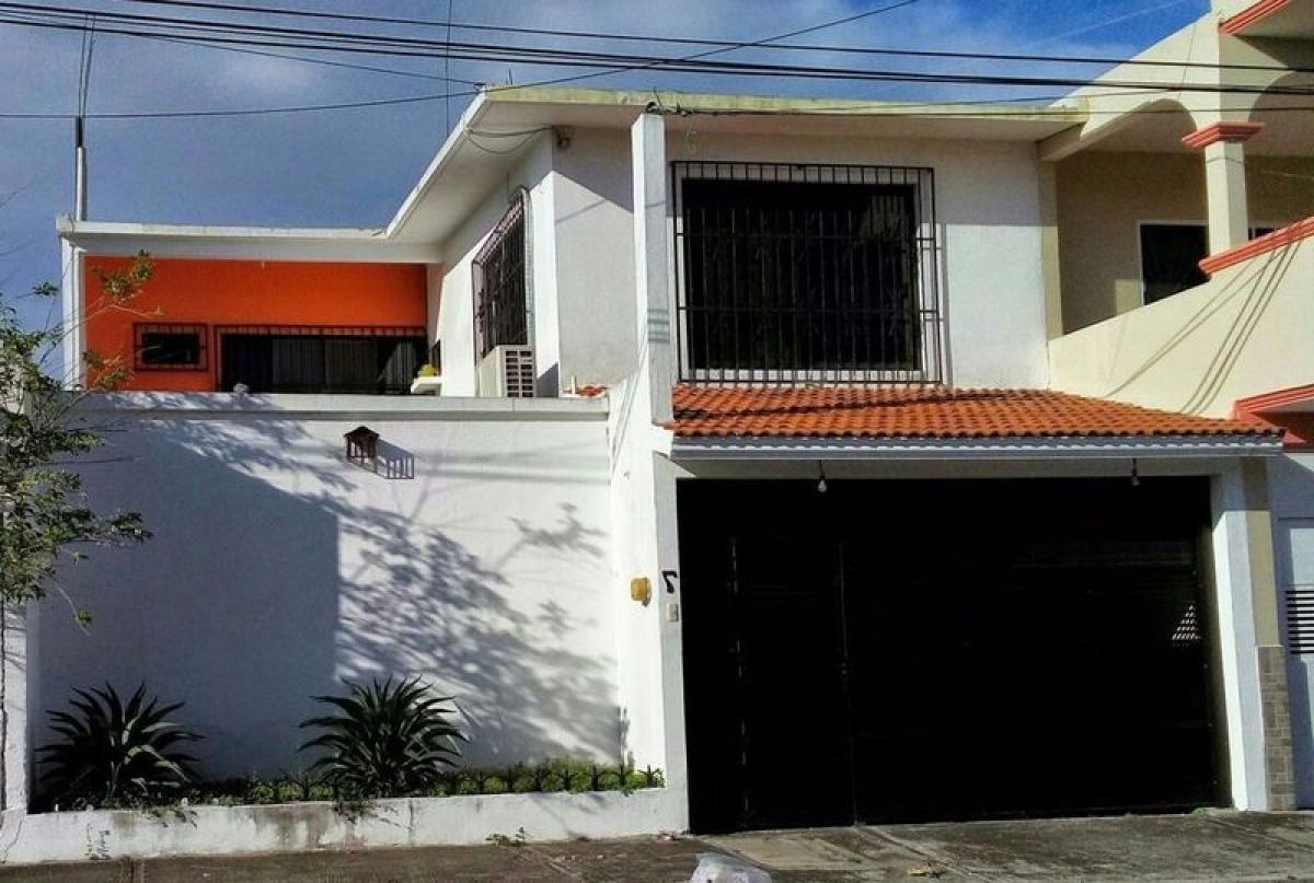 3 bedrooms House in Veracruz, Mexico No. 211347