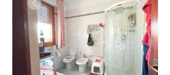 2 Schlafzimmer Wohnung in San Miniato, Italy, Nr. 251769 4