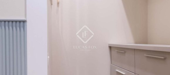 Ático de 3 dormitorios en Ciudad Vieja, Spain No. 169874 25