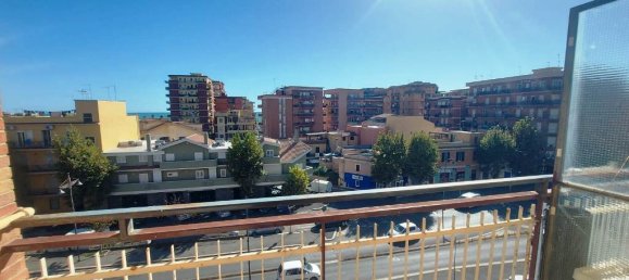 1 bedroom Apartment in Ancona, Italy No. 347151 3