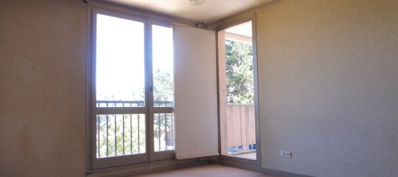 2 bedrooms Apartment in Valence, France No. 300879 2