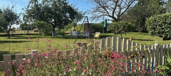 8 bedrooms House in Eure, France No. 293916 3