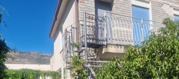 Villa de 8 divisões em Carini, Italy N.º 136142 10