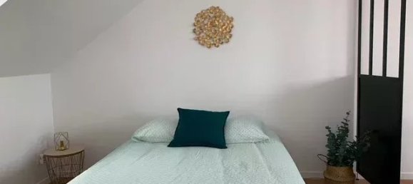 5 chambres Bâtiment à Saint-Quentin, France No. 41208 11