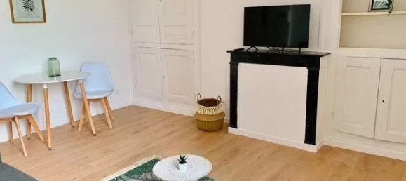 5 chambres Bâtiment à Saint-Quentin, France No. 41208 19