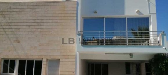 Villa de 5 dormitorios en Lakatamia, Cyprus No. 13686 3