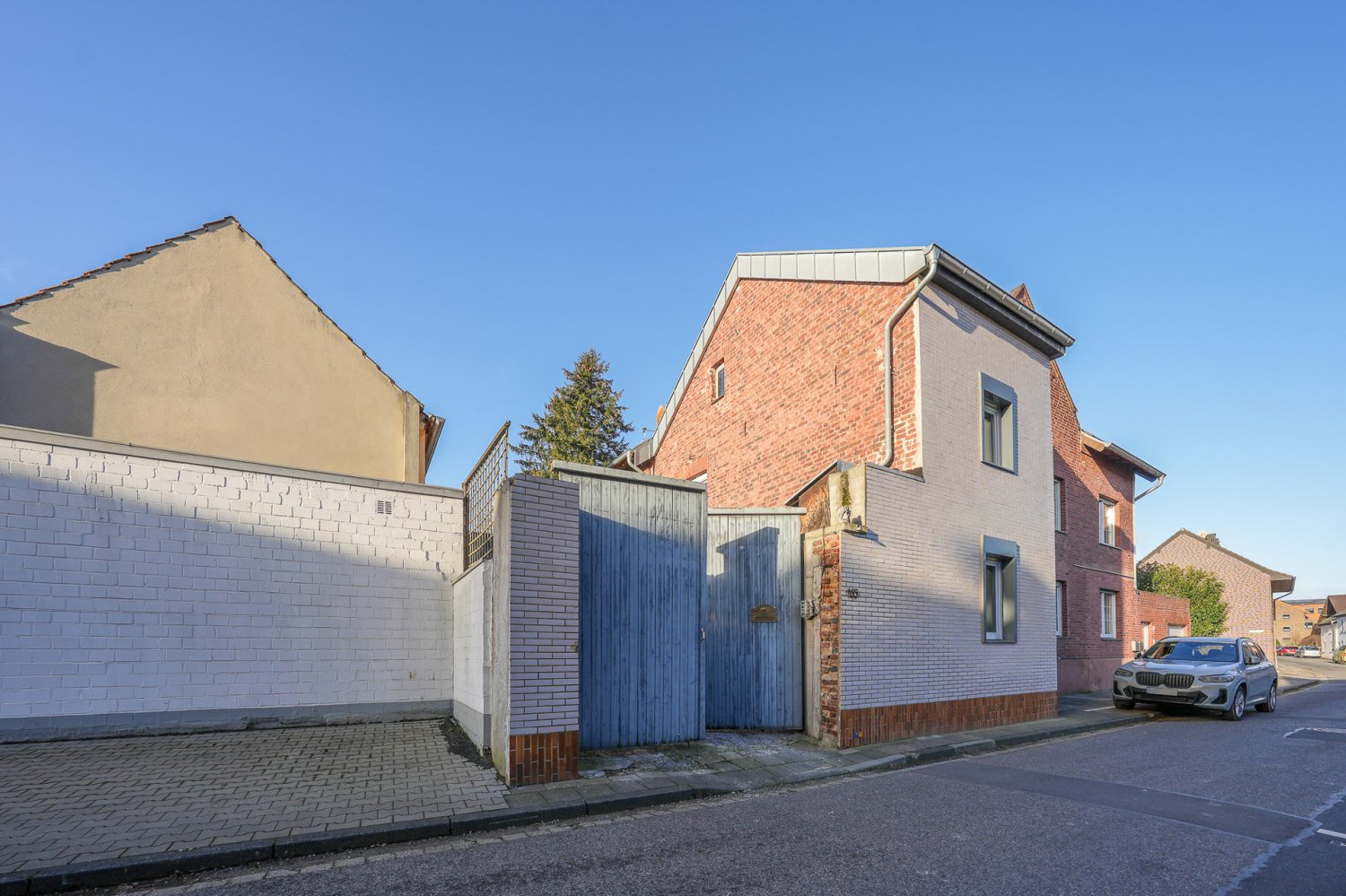 2 bedrooms House in Duren, Germany No. 187874