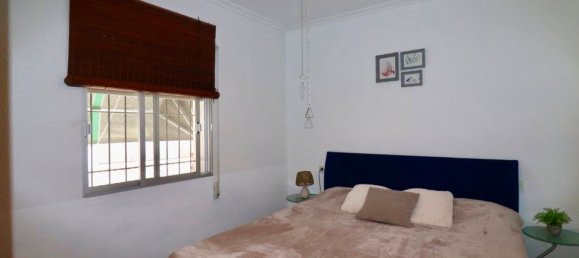 4 bedrooms House in El Altet, Spain No. 185184 13