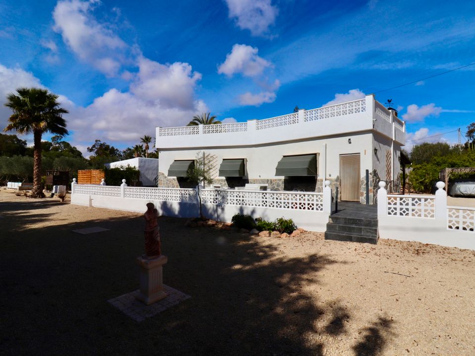 4 bedrooms House in El Altet, Spain No. 185184