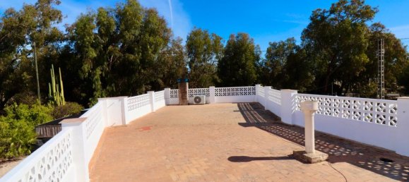 4 bedrooms House in El Altet, Spain No. 185184 38