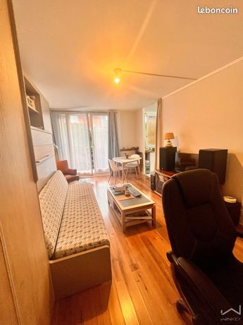 Studio in Pantin, France, Nr. 300218