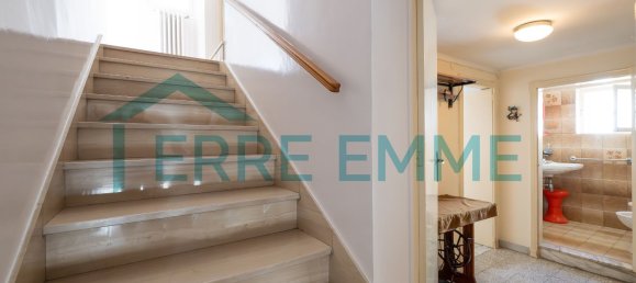 Dúplex de 5 dormitorios en San Vito dei Normanni, Italy No. 314039 3