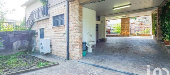 6-Zimmer Villa in Veduggio con Colzano, Italy, Nr. 5974 38