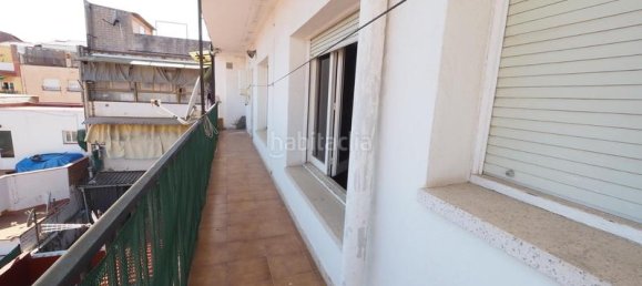 4 bedrooms Apartment in Terrassa, Spain No. 141488 2
